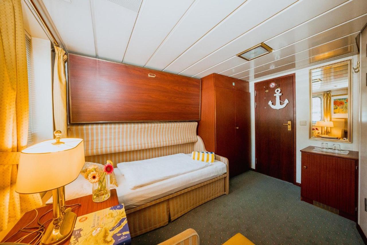 Botel River Koenigstein Praag