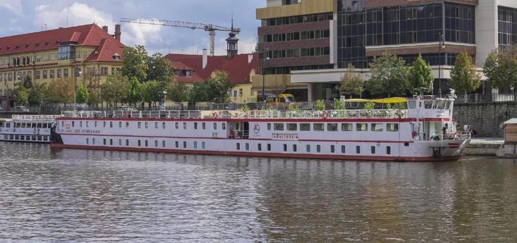 Botel River Koenigstein Praag